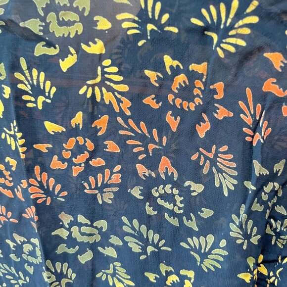 The Territory Ahead Floral Button-Down Shirt Semi-Sheer- L - Picture 4 of 5